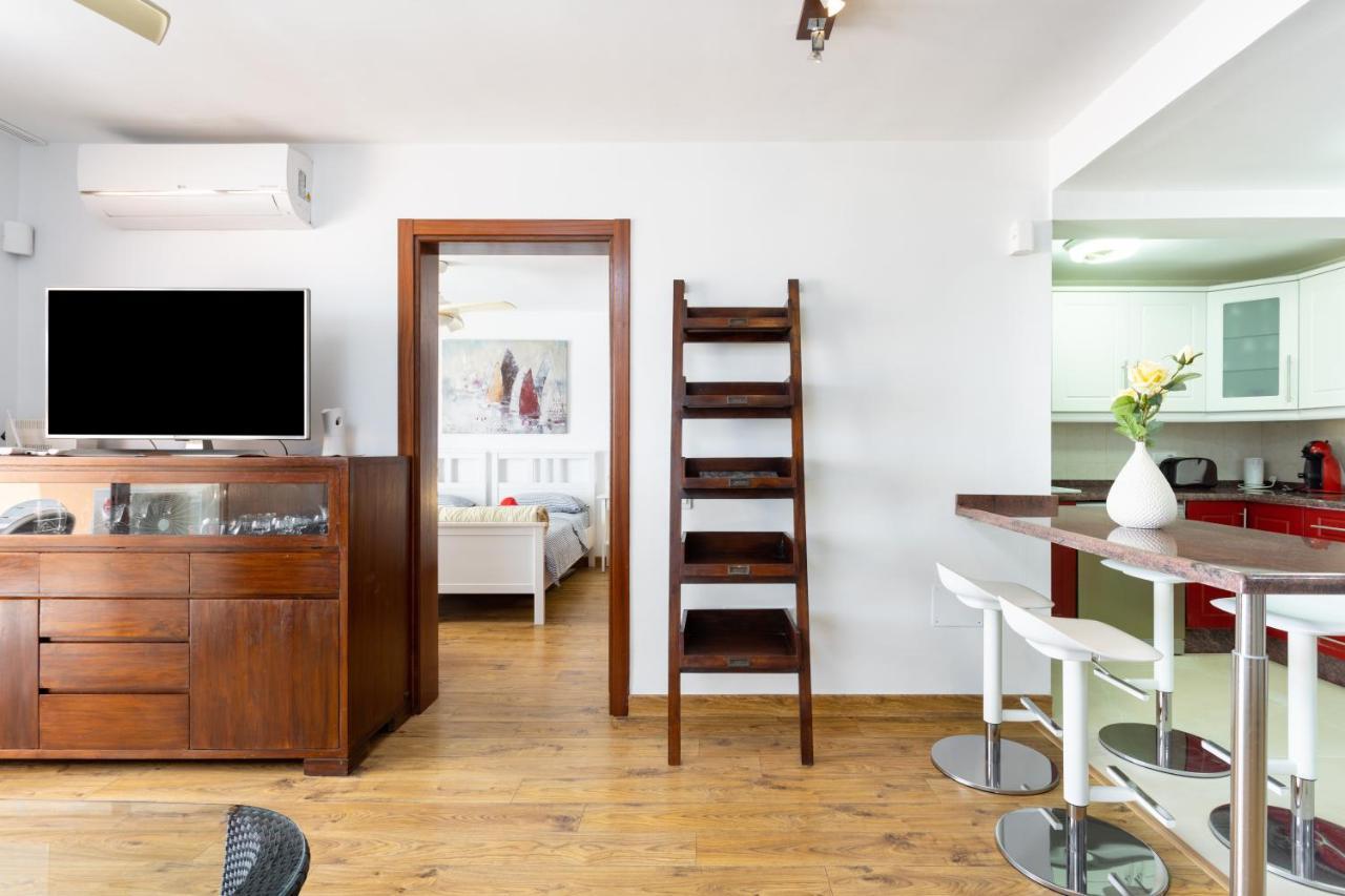 Exclusive Penthouse Playa Las Vistas 4 Close To The Sea And Beach, Aircondition For A Fee, Wifi, Terrace, Heated Pool Playa de las Americas  Esterno foto