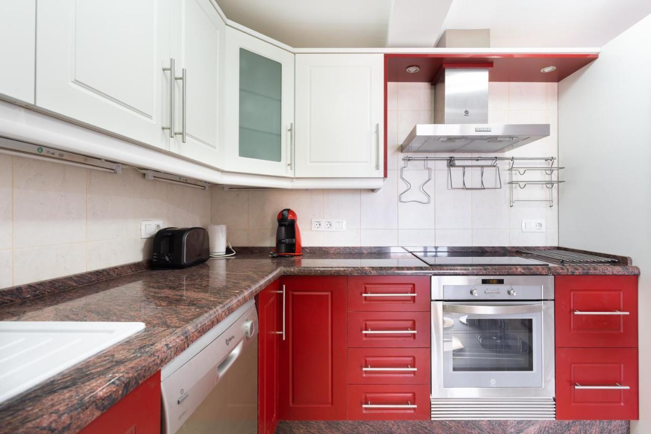 Exclusive Penthouse Playa Las Vistas 4 Close To The Sea And Beach, Aircondition For A Fee, Wifi, Terrace, Heated Pool Playa de las Americas  Esterno foto