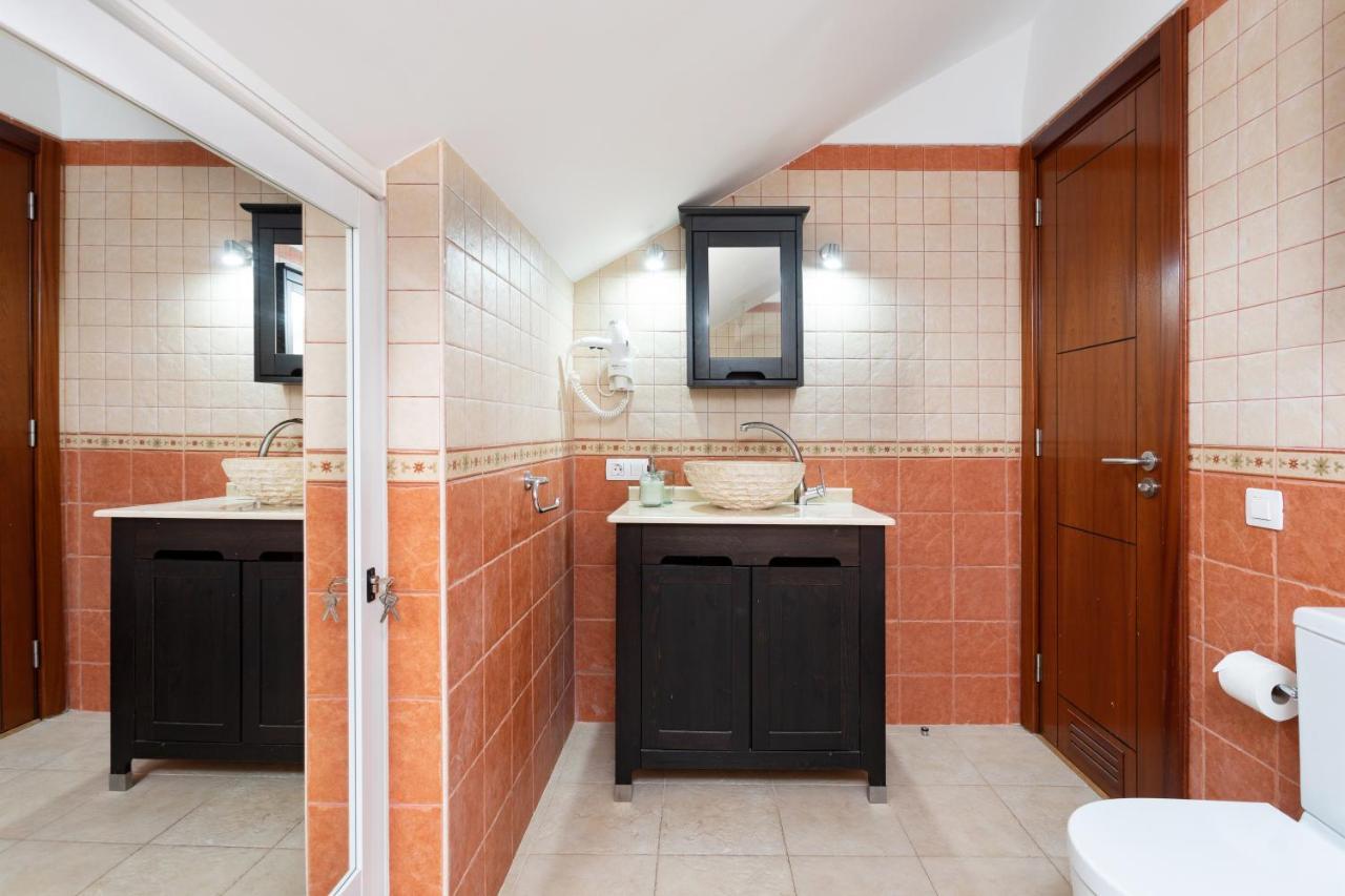 Exclusive Penthouse Playa Las Vistas 4 Close To The Sea And Beach, Aircondition For A Fee, Wifi, Terrace, Heated Pool Playa de las Americas  Esterno foto