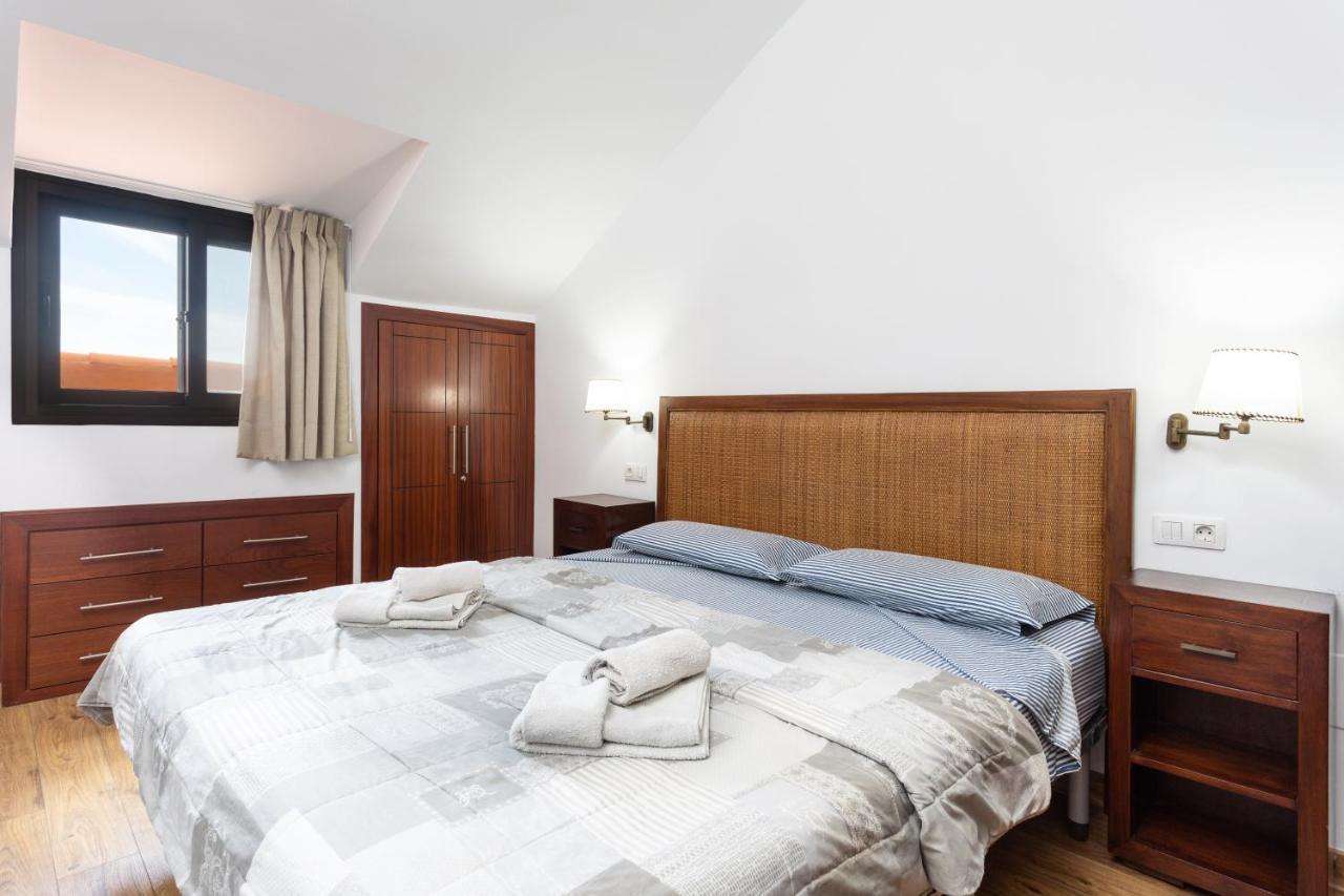 Exclusive Penthouse Playa Las Vistas 4 Close To The Sea And Beach, Aircondition For A Fee, Wifi, Terrace, Heated Pool Playa de las Americas  Esterno foto