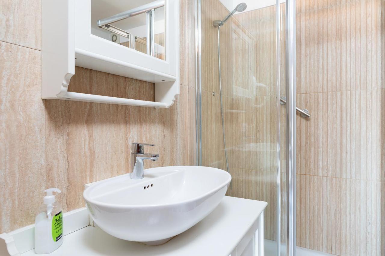 Exclusive Penthouse Playa Las Vistas 4 Close To The Sea And Beach, Aircondition For A Fee, Wifi, Terrace, Heated Pool Playa de las Americas  Esterno foto