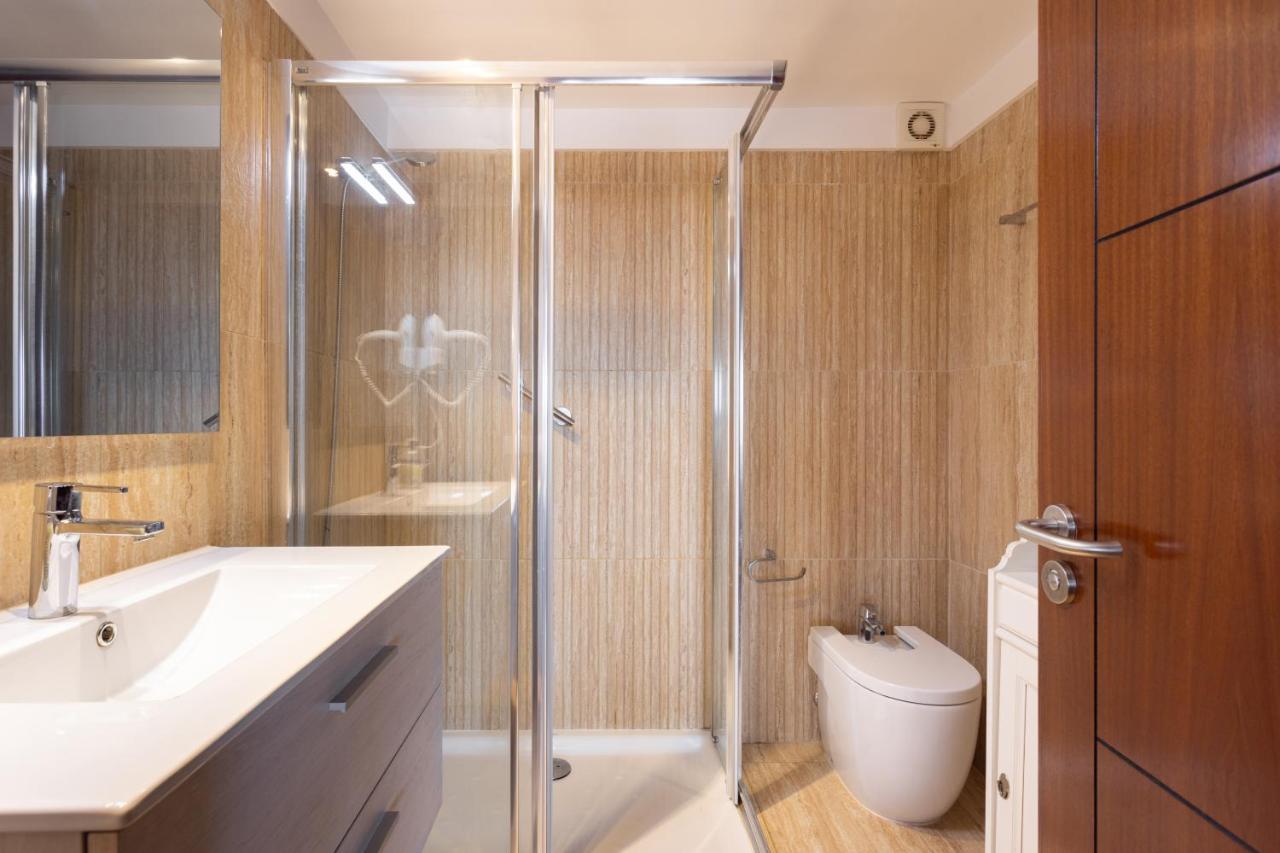 Exclusive Penthouse Playa Las Vistas 4 Close To The Sea And Beach, Aircondition For A Fee, Wifi, Terrace, Heated Pool Playa de las Americas  Esterno foto